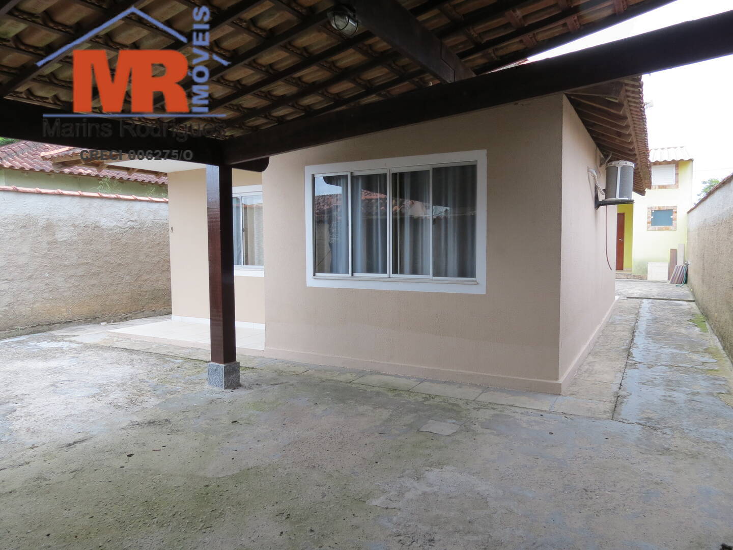 Casa à venda com 3 quartos, 250m² - Foto 3