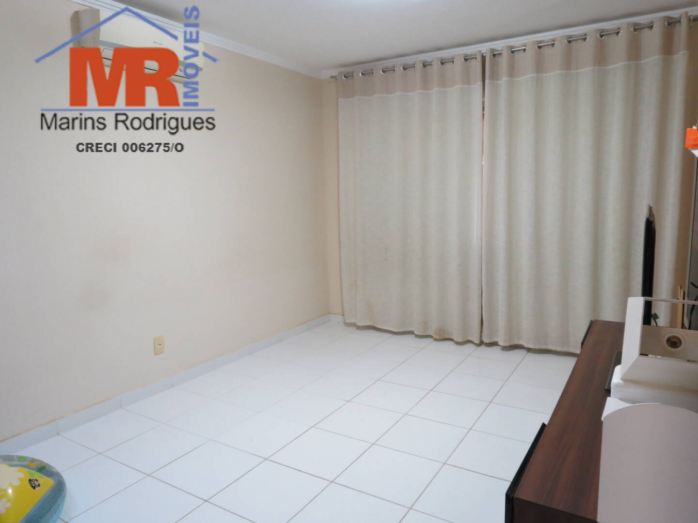 Casa à venda com 3 quartos, 250m² - Foto 15