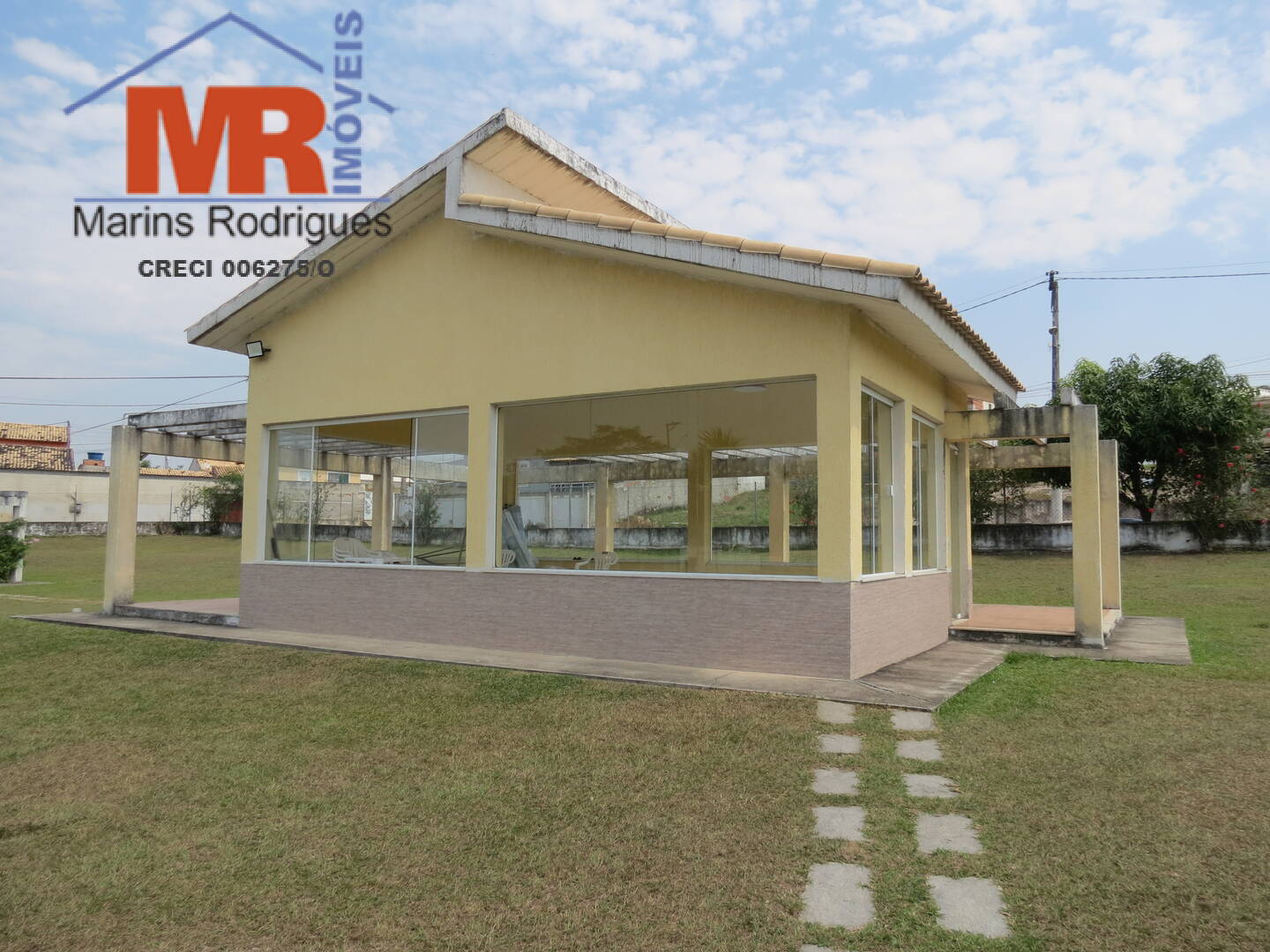 Casa à venda com 2 quartos, 200m² - Foto 14