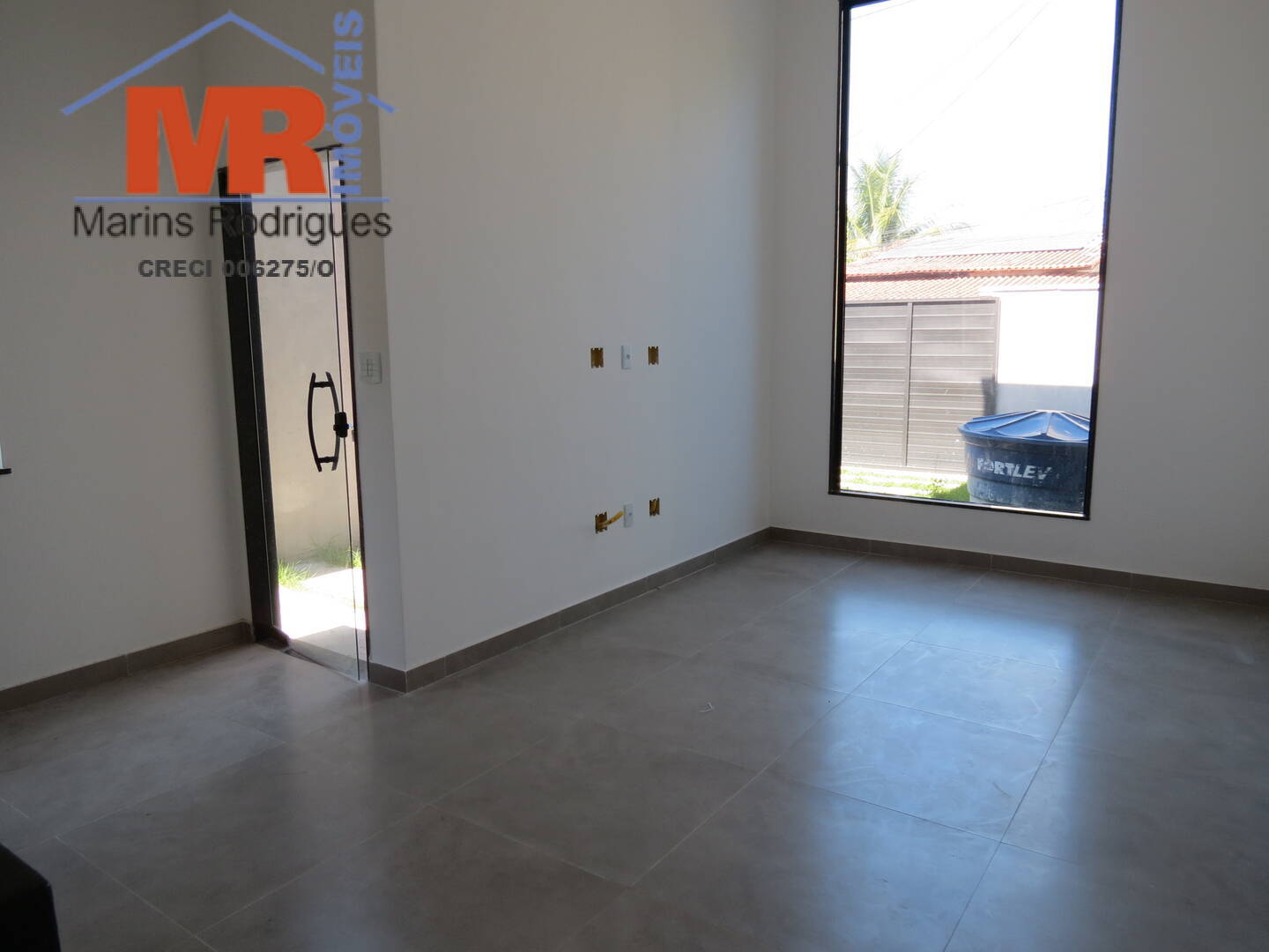 Casa à venda com 2 quartos, 180m² - Foto 10