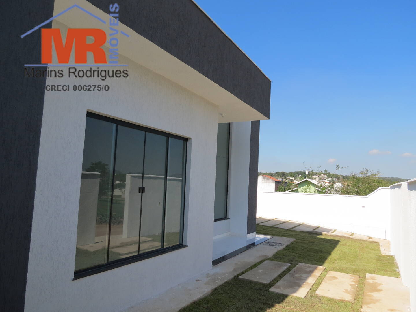 Casa à venda com 3 quartos, 250m² - Foto 4