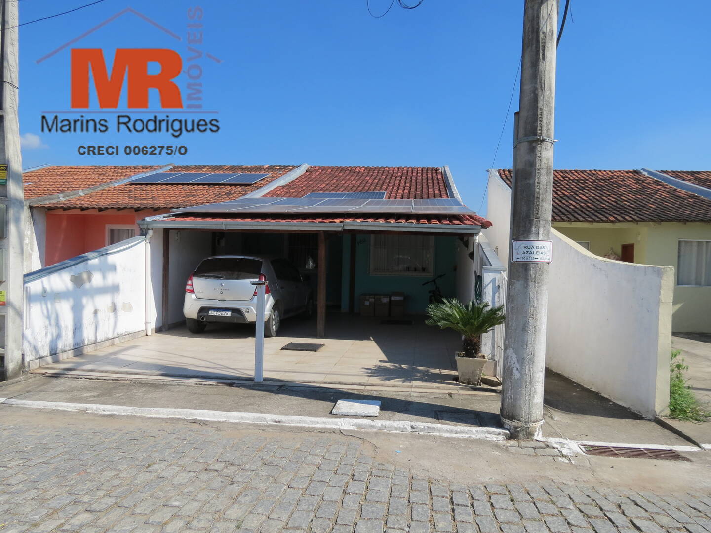 Casa à venda com 3 quartos, 160m² - Foto 1