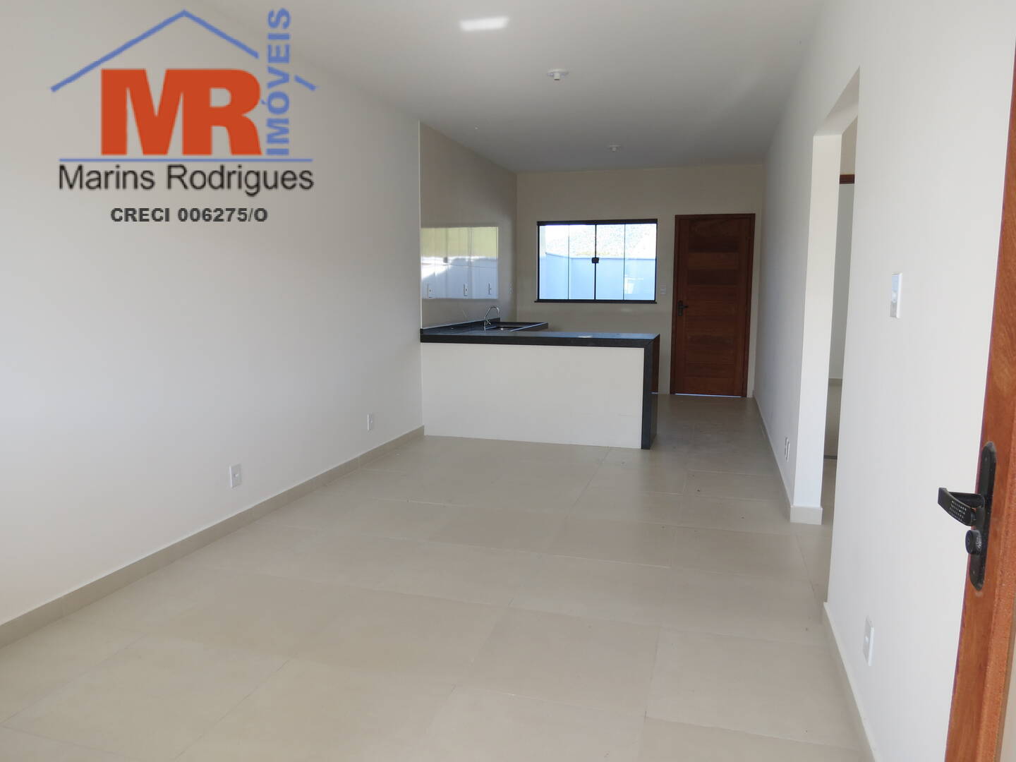 Casa à venda com 2 quartos, 180m² - Foto 6