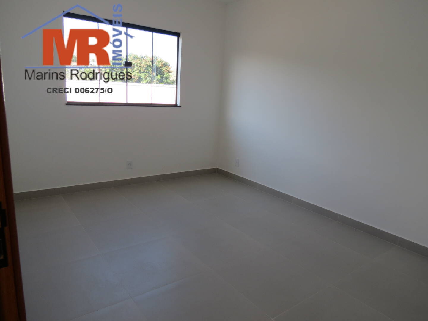 Casa à venda com 2 quartos, 180m² - Foto 12