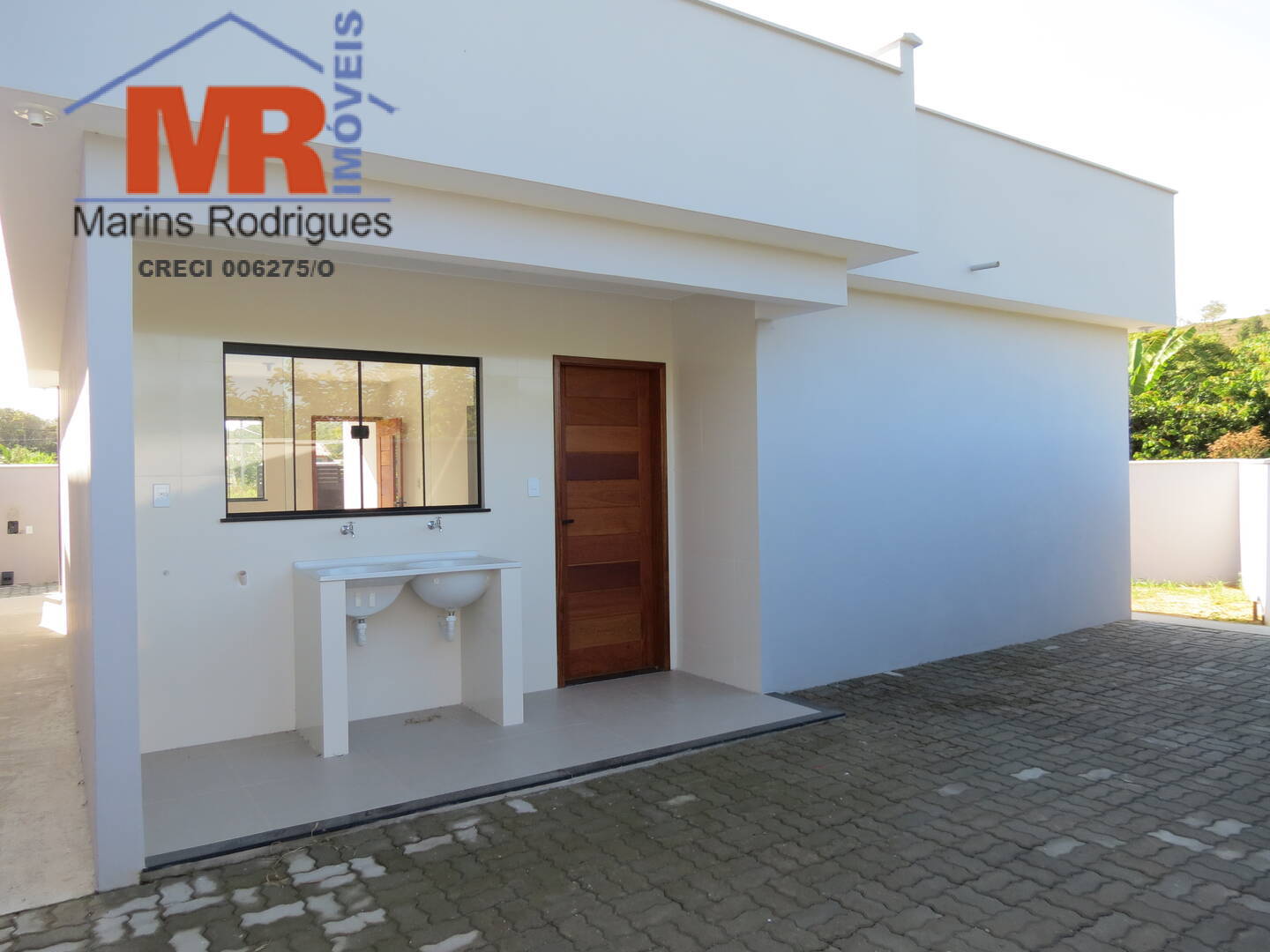 Casa à venda com 3 quartos, 180m² - Foto 3