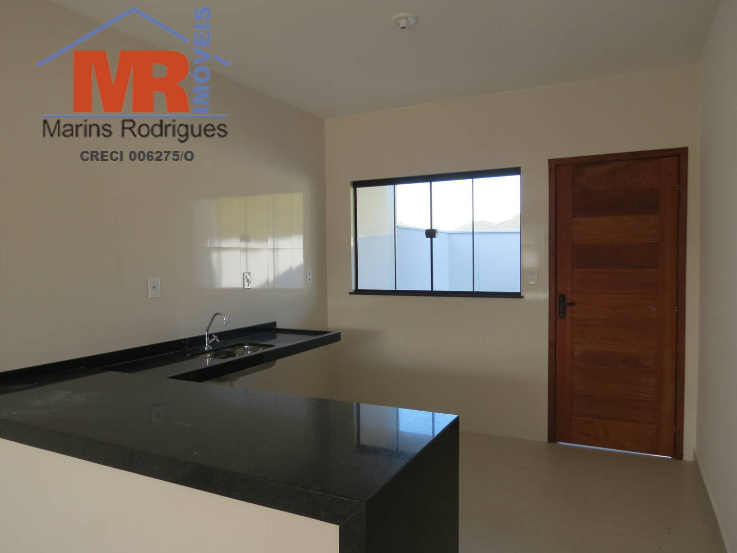 Casa à venda com 3 quartos, 180m² - Foto 7