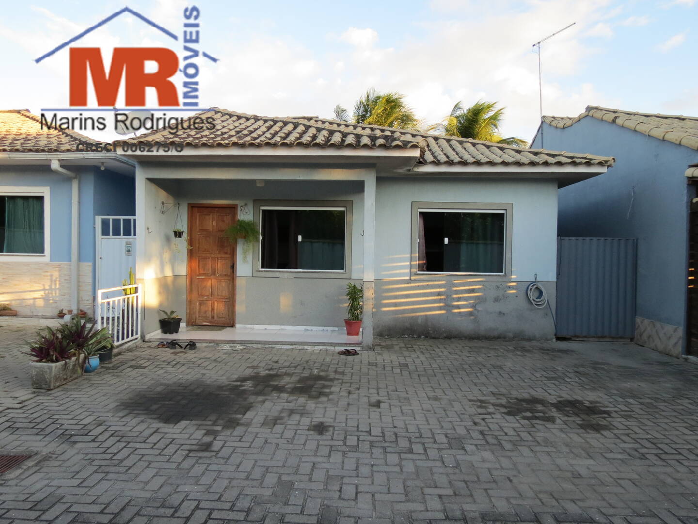 Casa à venda com 2 quartos, 150m² - Foto 1