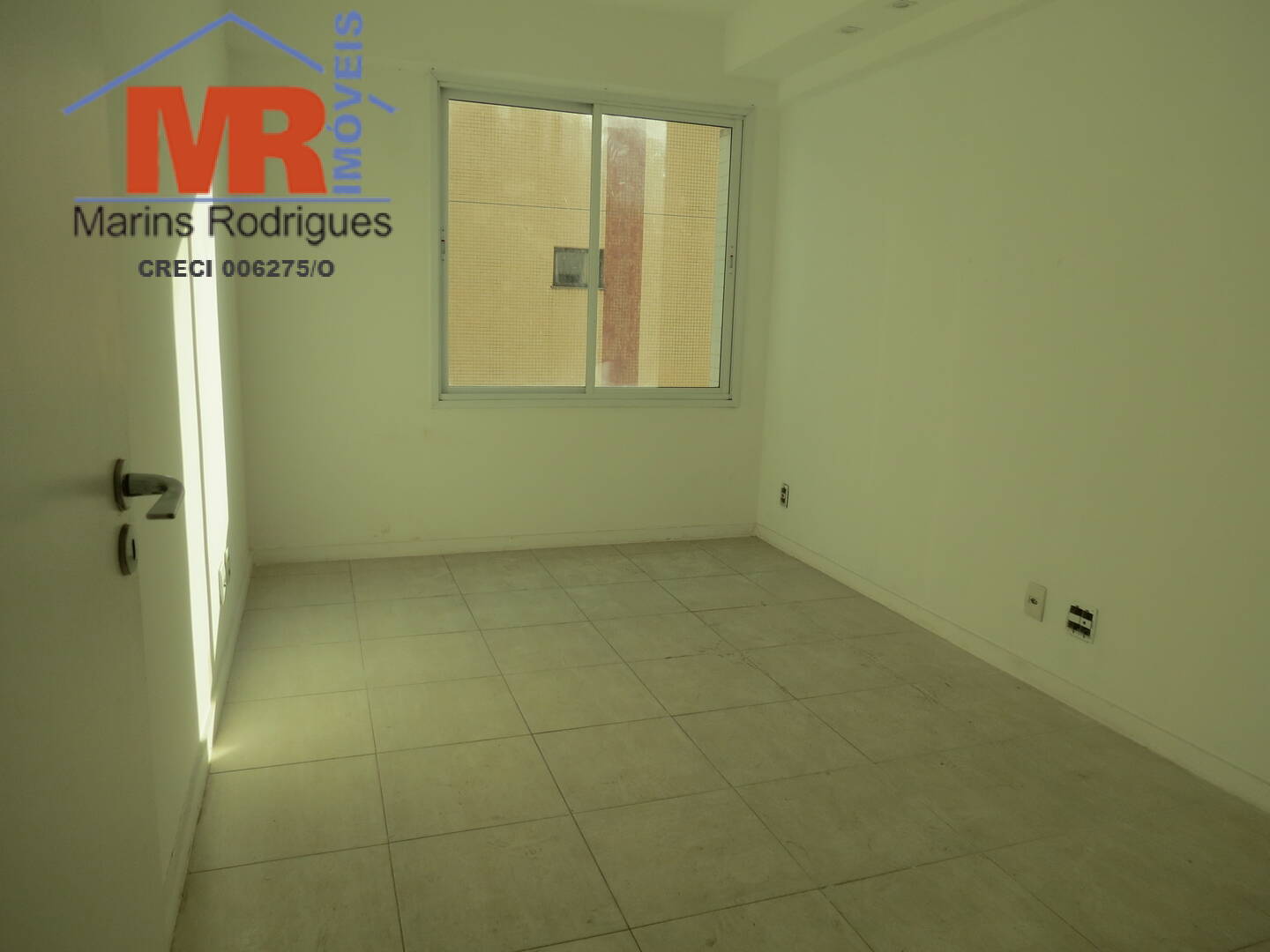 Apartamento à venda com 1 quarto, 60m² - Foto 9