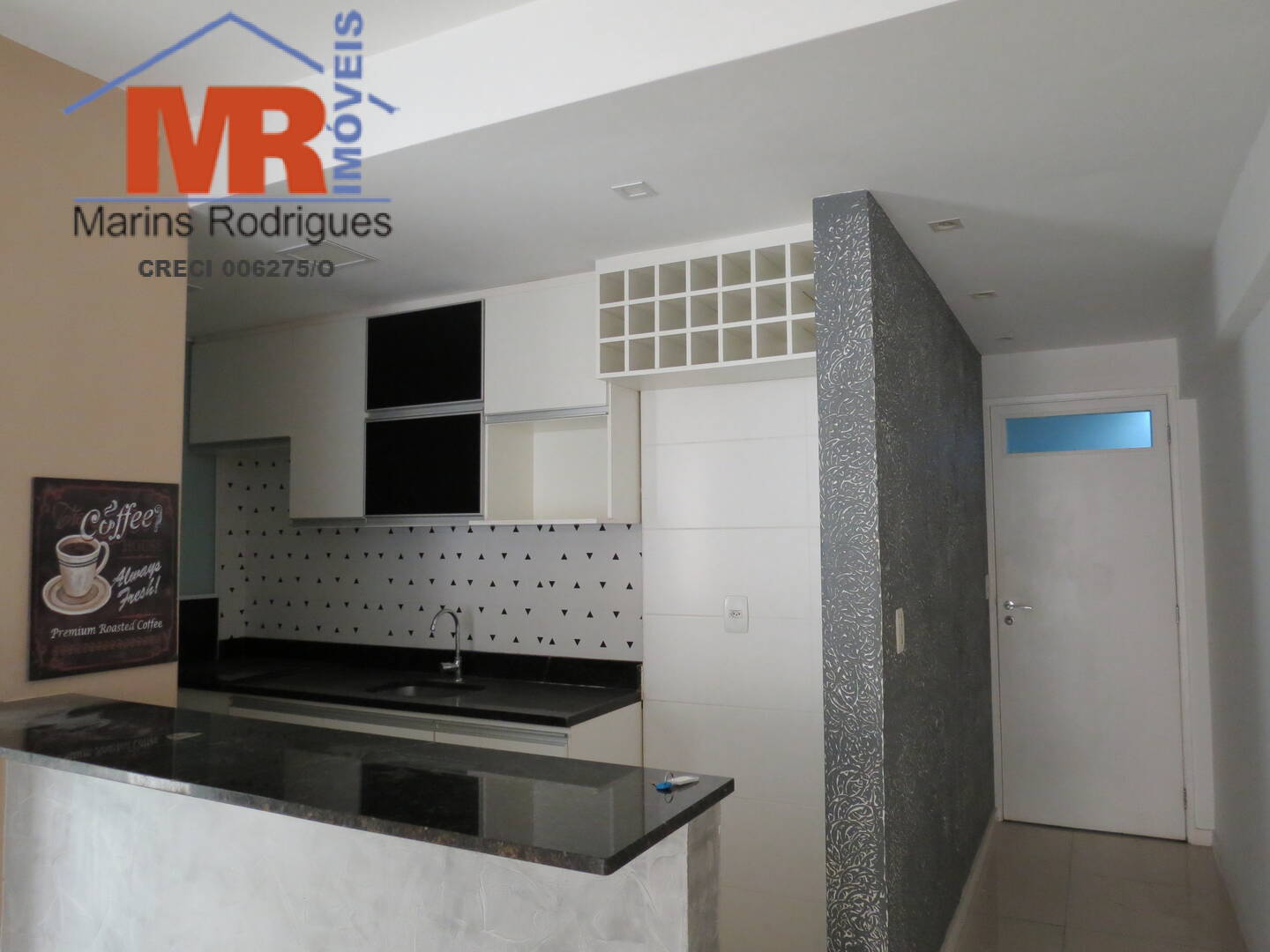 Apartamento à venda com 1 quarto, 60m² - Foto 13