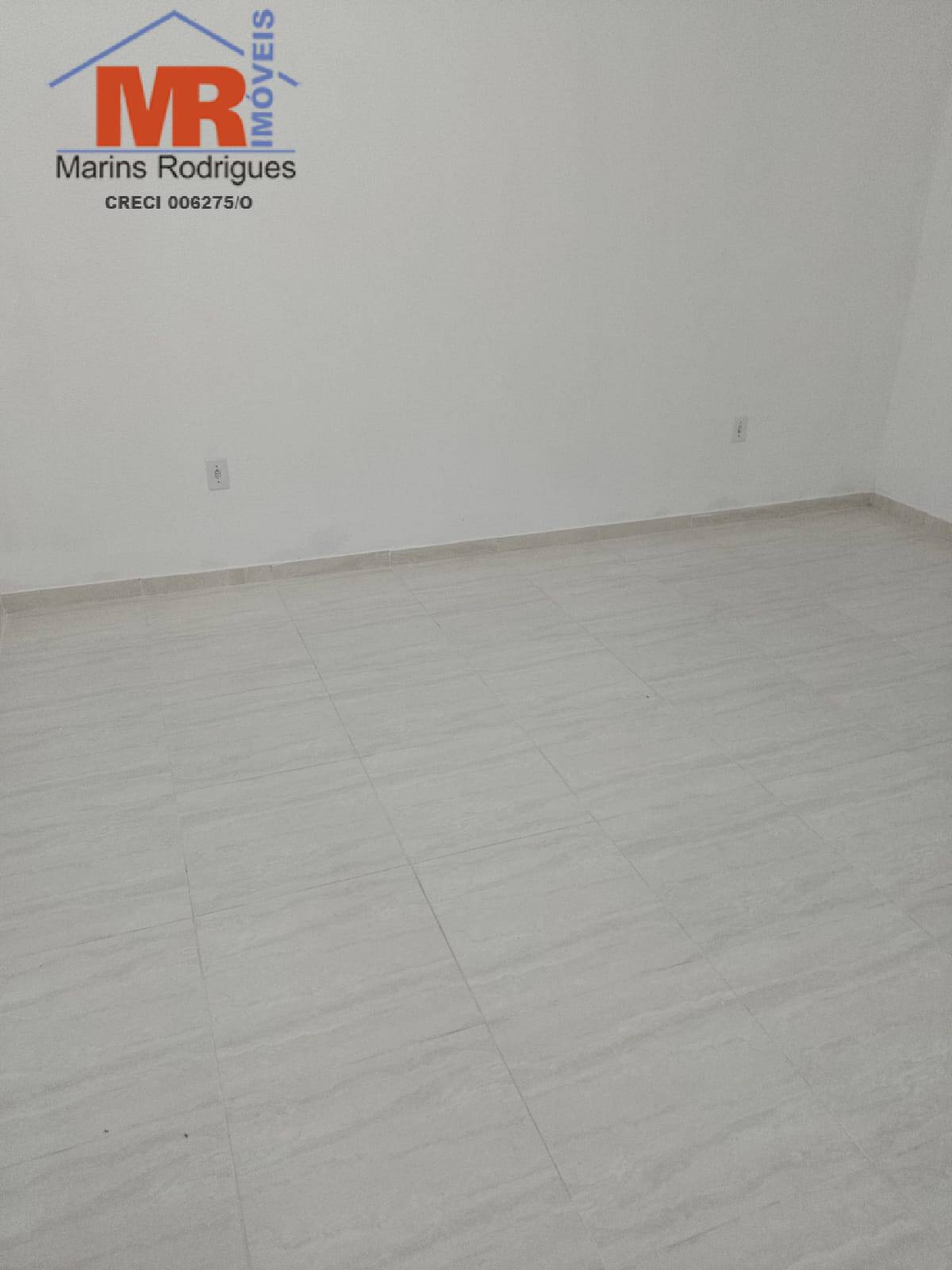 Casa à venda com 2 quartos, 180m² - Foto 12