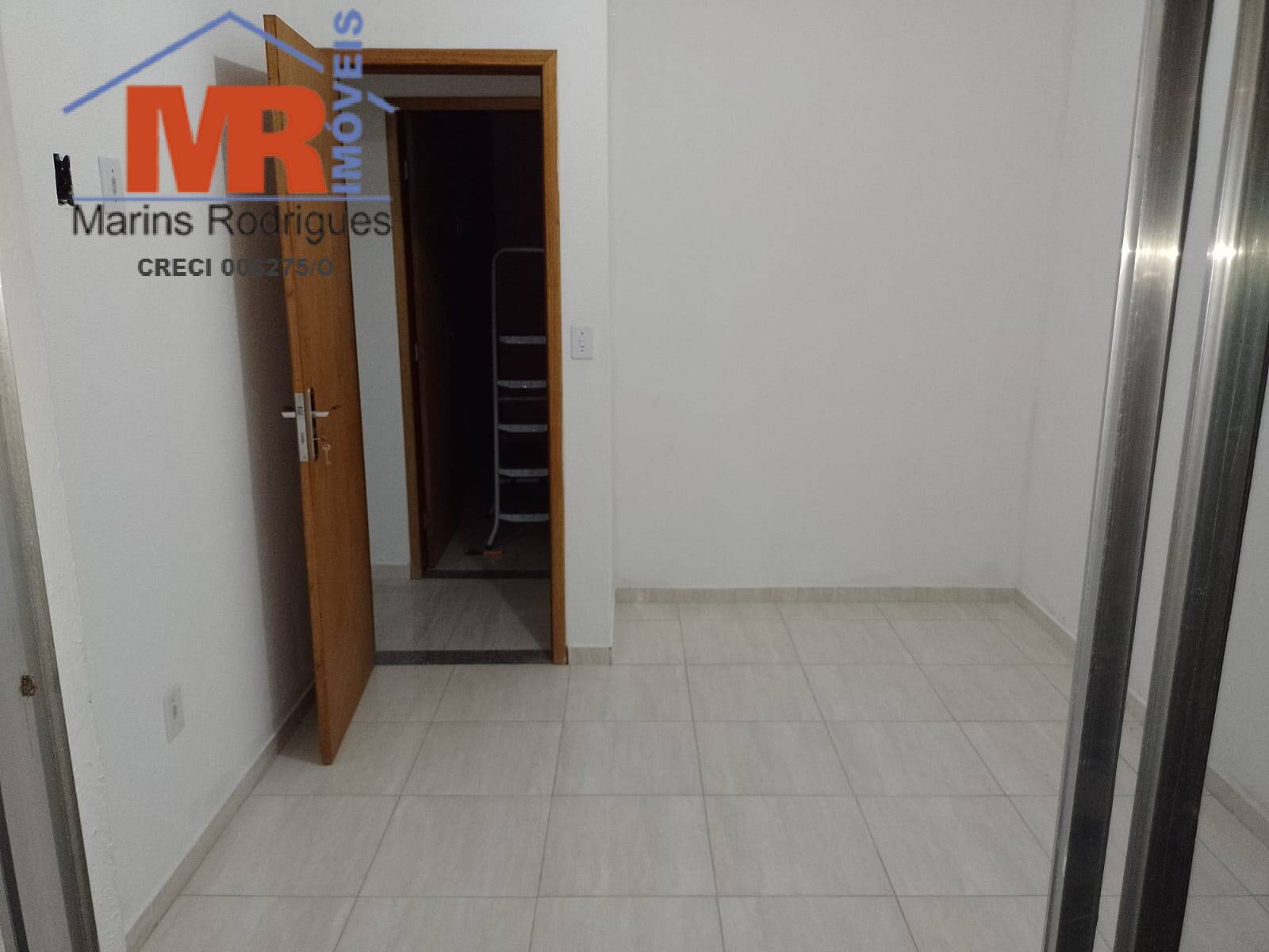 Casa à venda com 2 quartos, 180m² - Foto 13