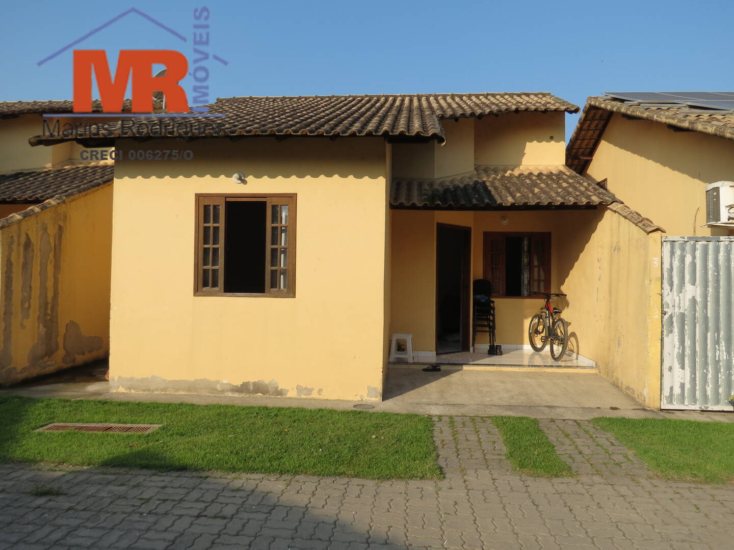 Casa à venda com 2 quartos, 150m² - Foto 2