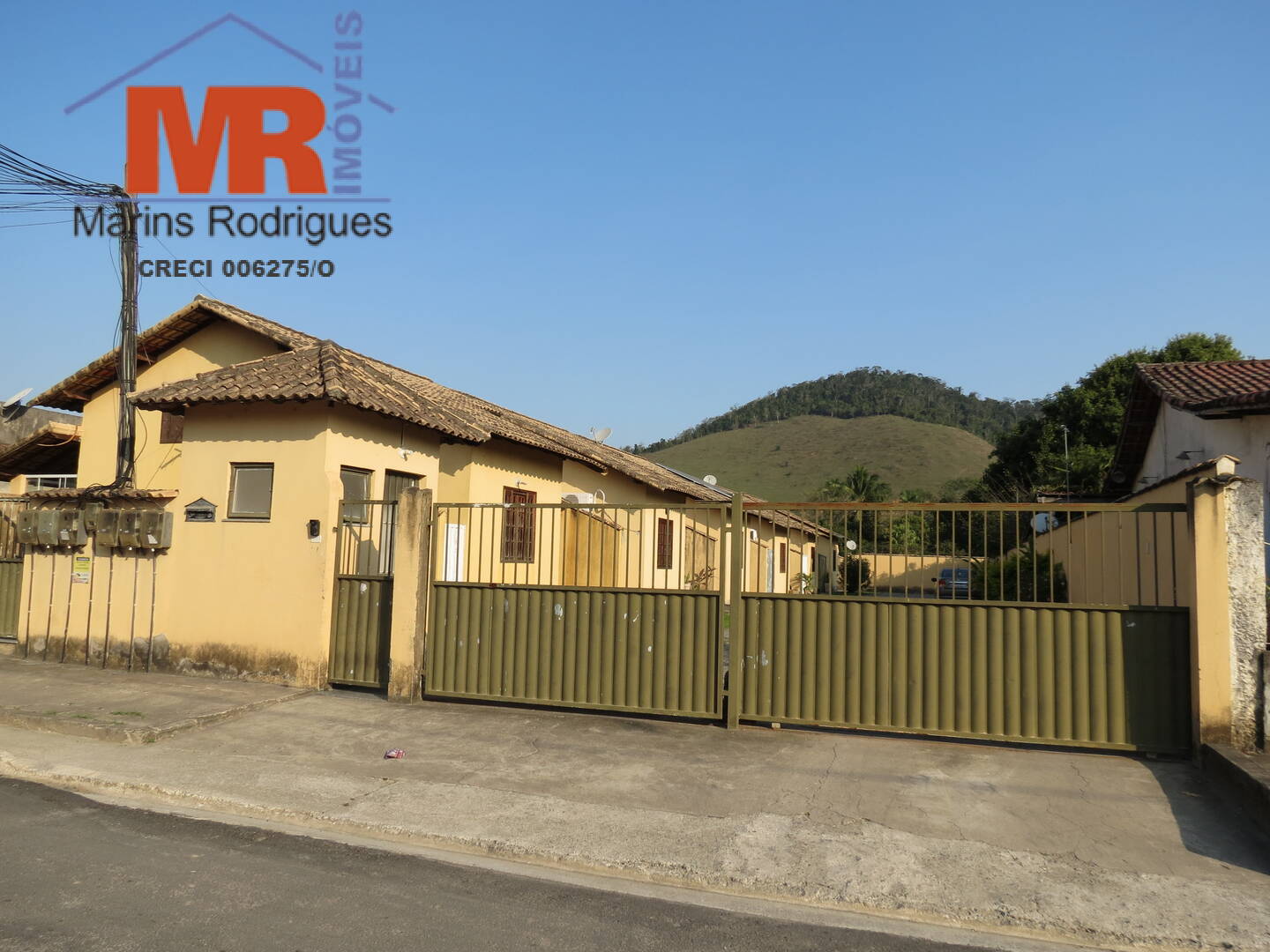 Casa à venda com 2 quartos, 150m² - Foto 4