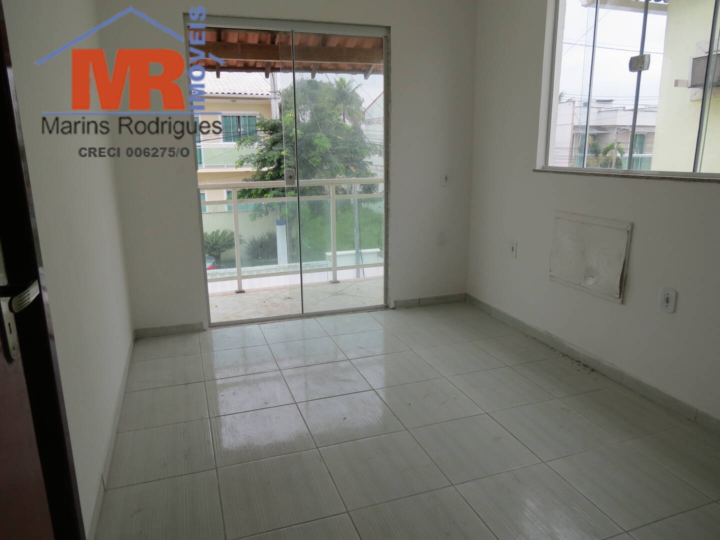 Casa à venda com 4 quartos, 160m² - Foto 11