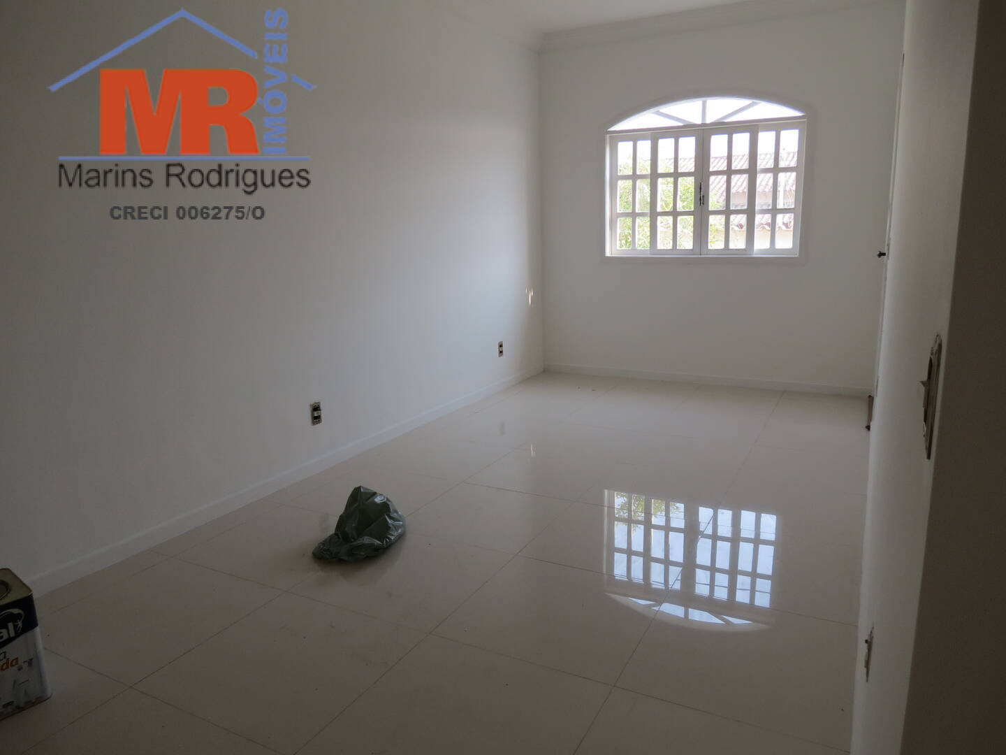 Casa à venda com 2 quartos, 200m² - Foto 11