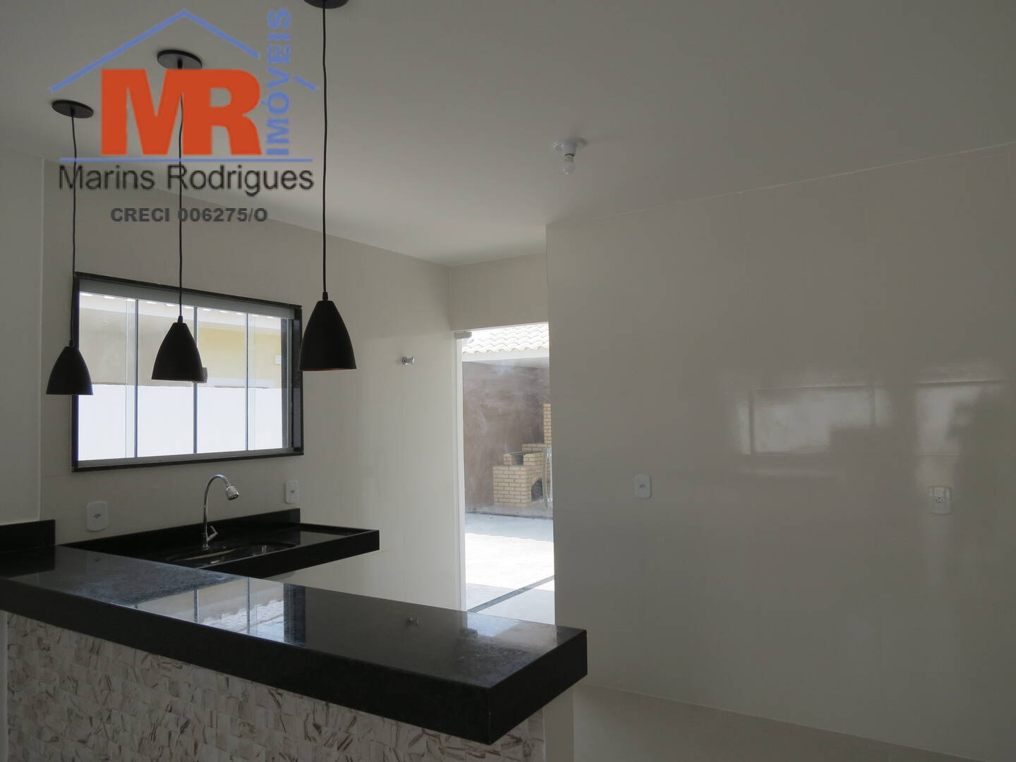 Casa à venda com 3 quartos, 250m² - Foto 10