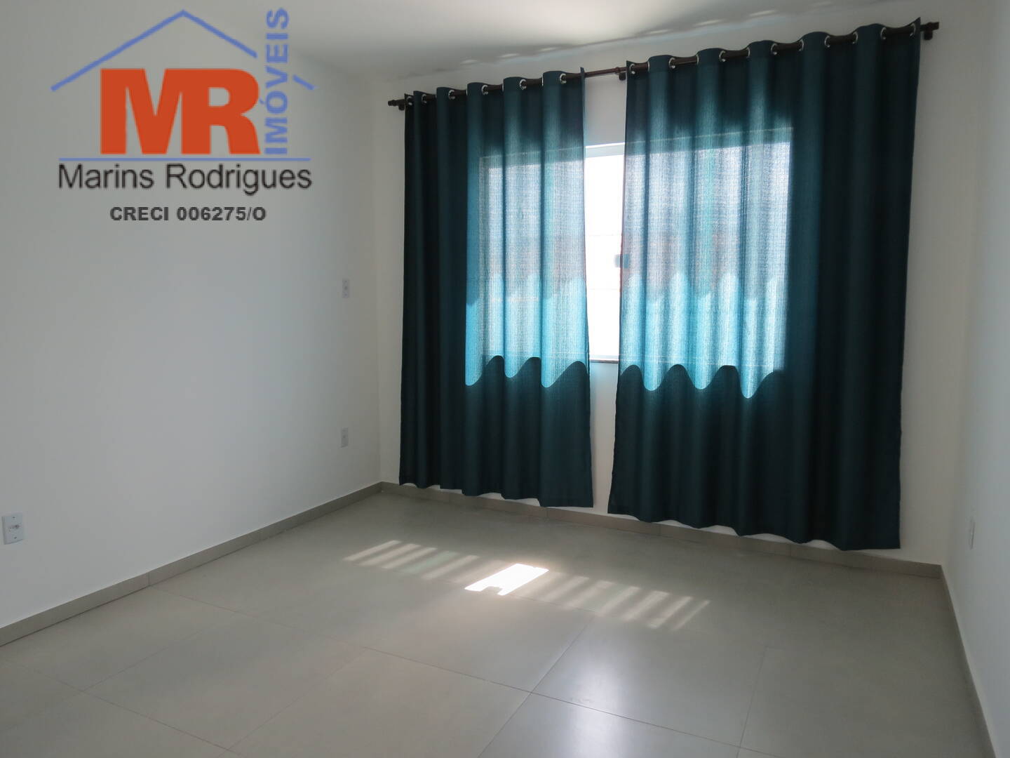 Casa à venda com 2 quartos, 300m² - Foto 5