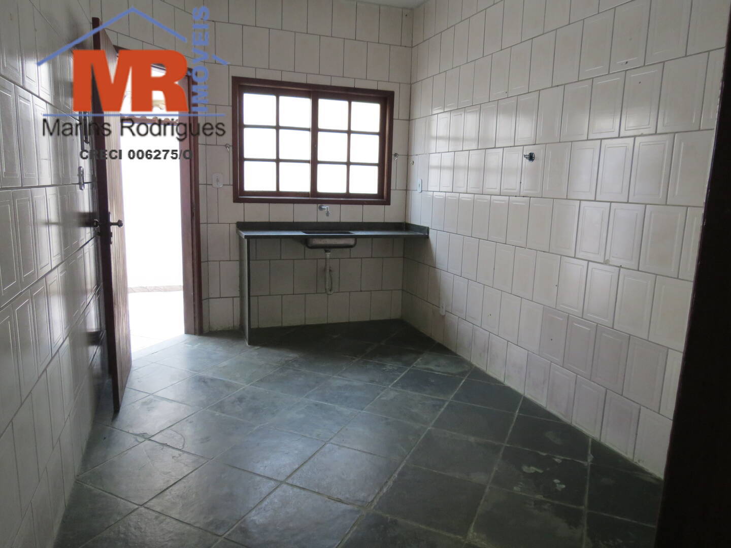 Casa à venda com 2 quartos, 160m² - Foto 7