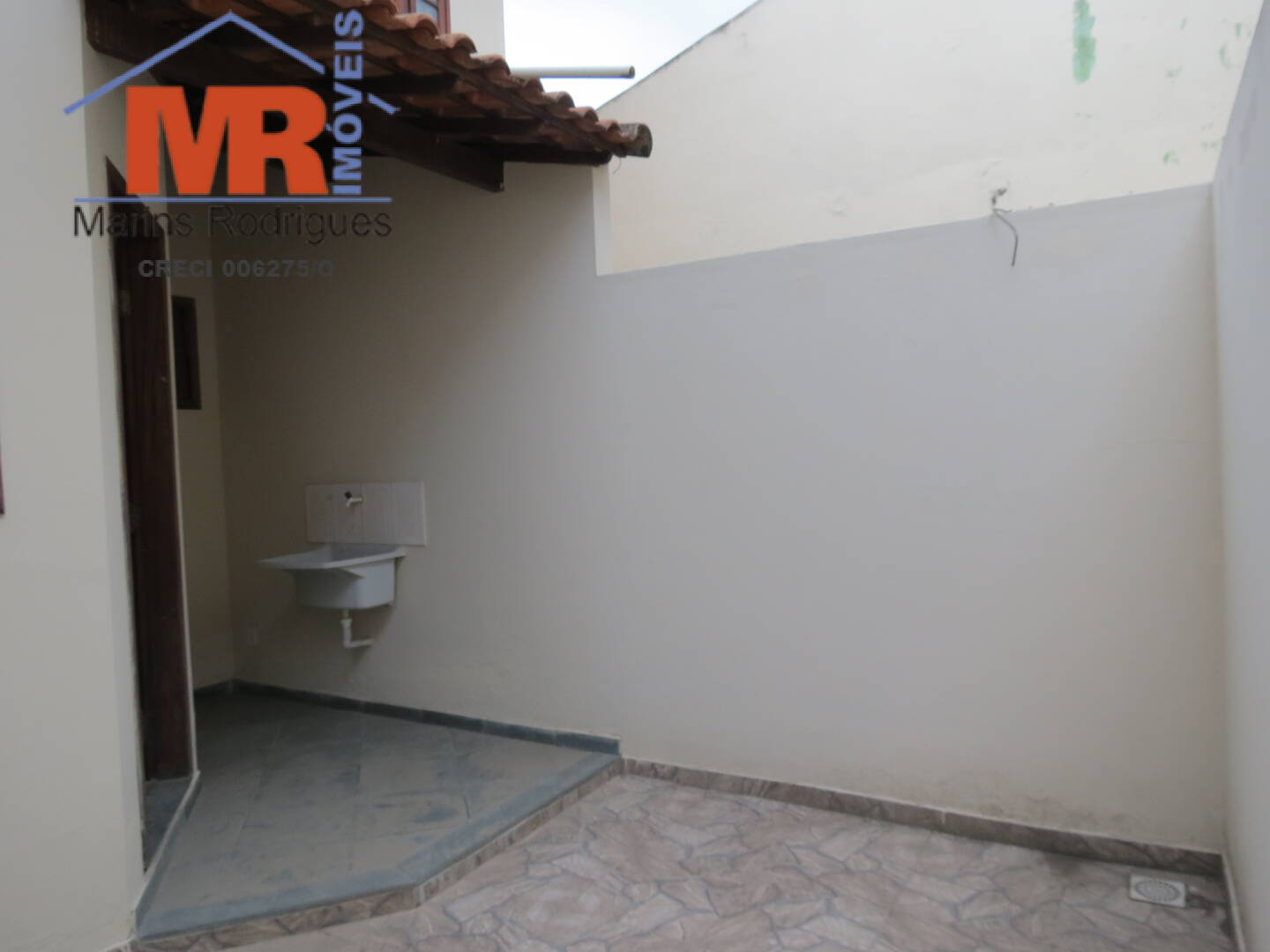 Casa à venda com 2 quartos, 160m² - Foto 11