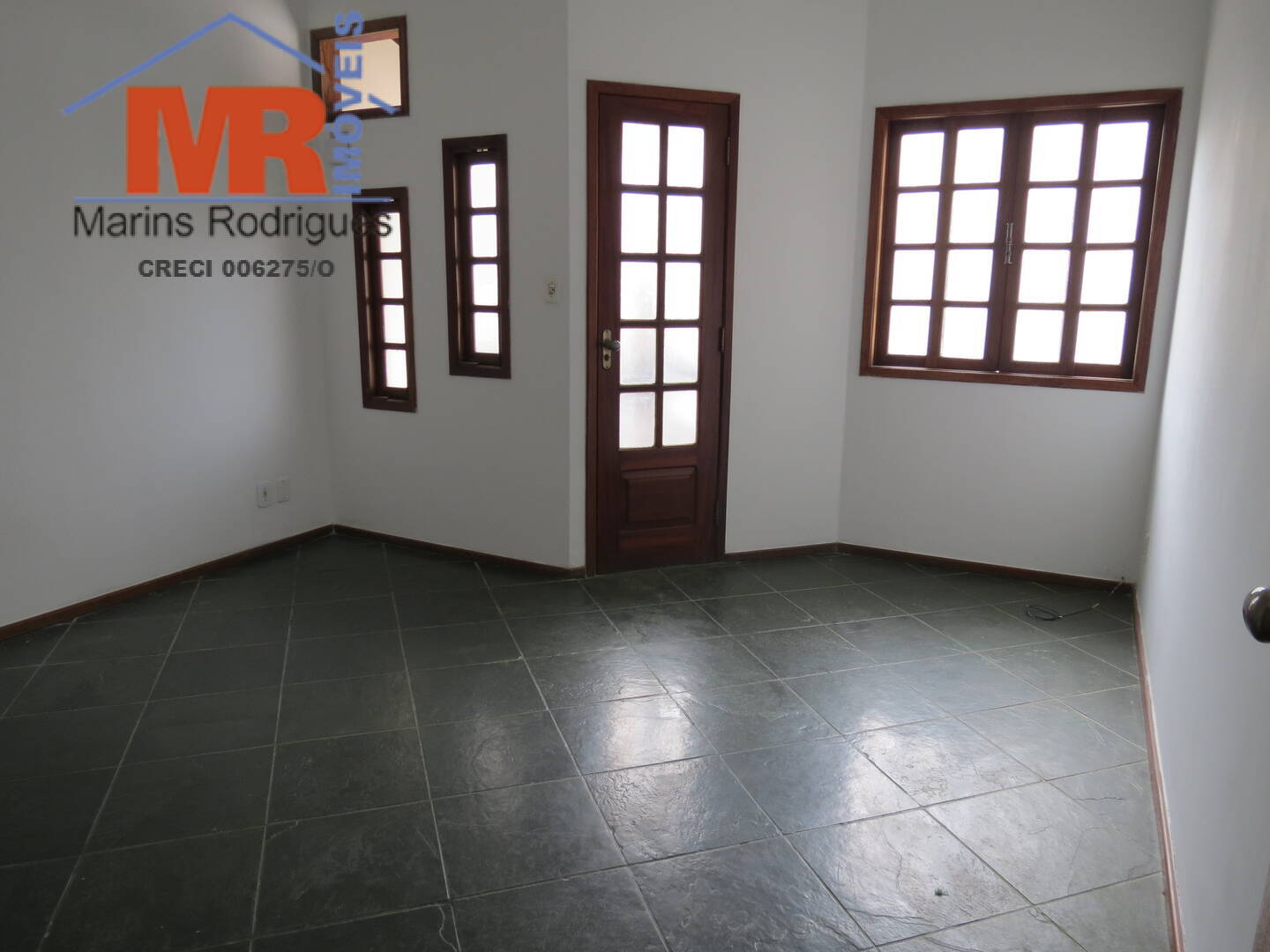 Casa à venda com 2 quartos, 160m² - Foto 5