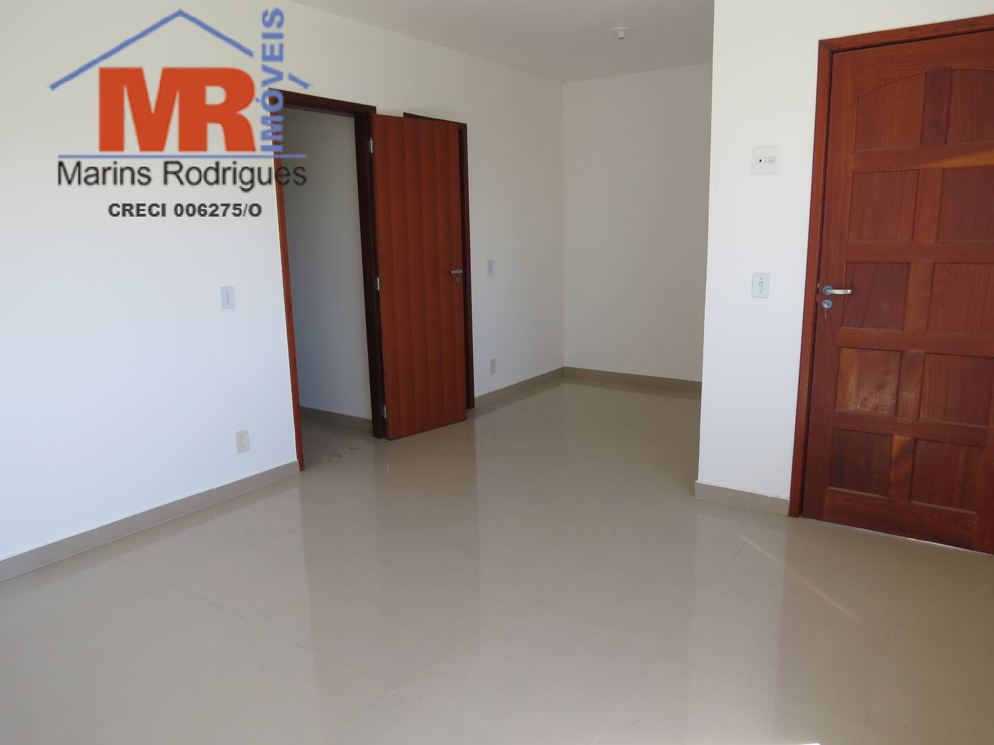 Casa à venda com 3 quartos, 160m² - Foto 8