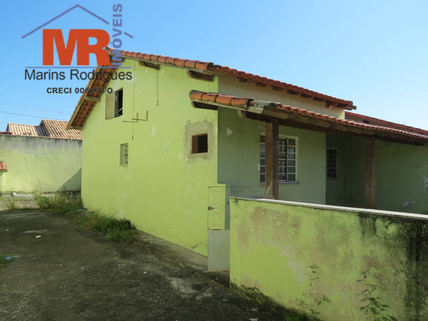 Casa à venda com 2 quartos, 200m² - Foto 4