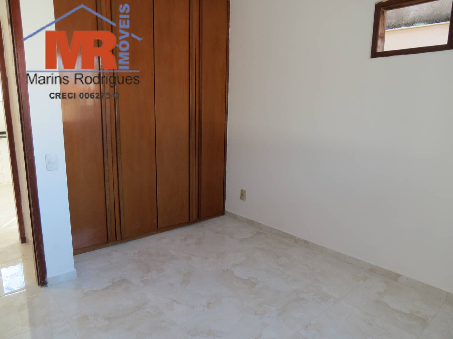 Casa à venda com 3 quartos, 200m² - Foto 8