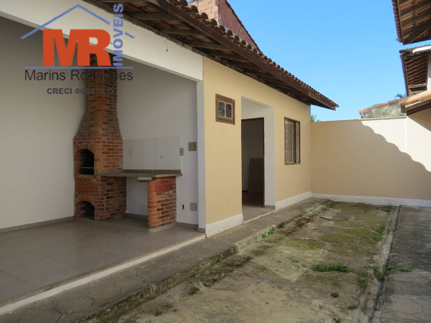 Casa à venda com 3 quartos, 200m² - Foto 10