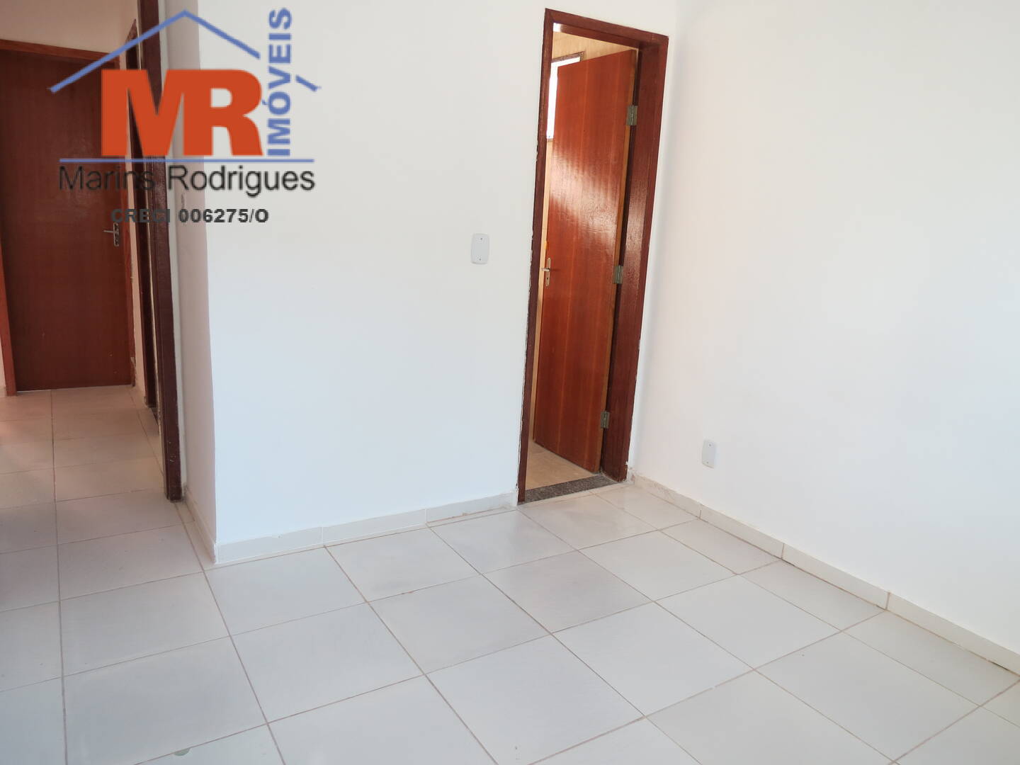 Casa à venda com 2 quartos, 200m² - Foto 6