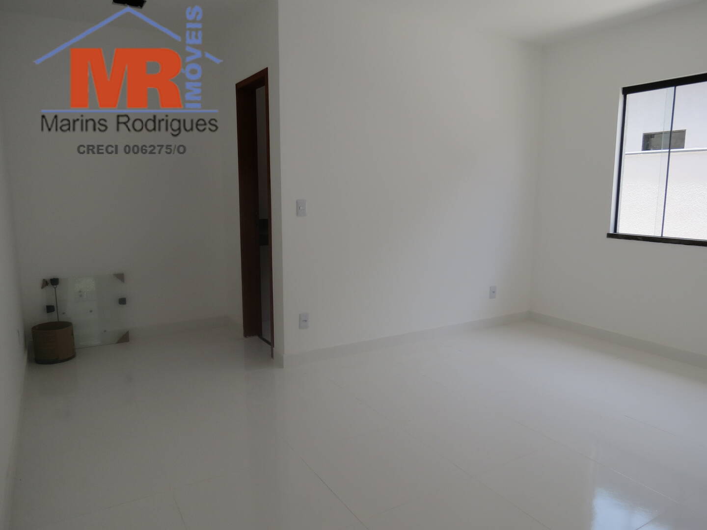 Casa à venda com 2 quartos, 180m² - Foto 8